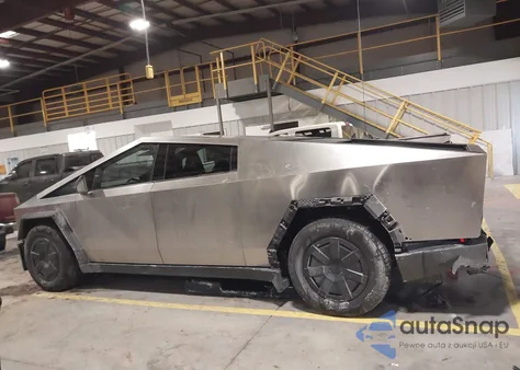 2025 Tesla Cybertruck All-Wheel Drive z USA, uszkodzony, nr VIN 7G2CEHED8SA070952